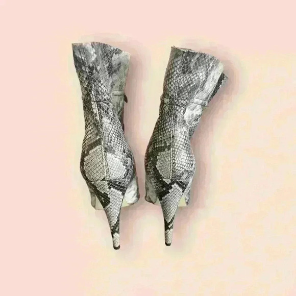 Khaliyah Snake Print Stiletto Ankle Booties Women's Gray Size 8 - Picture 4 of 5